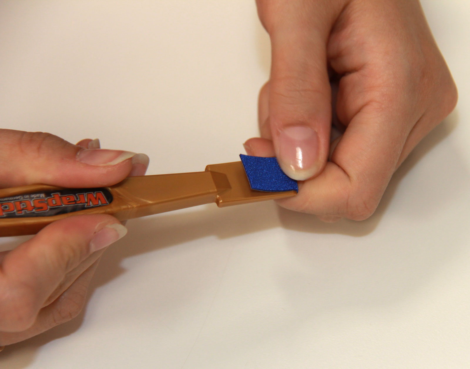 Yellotools WrapStick Carson WingPoly Installation Schritt 2