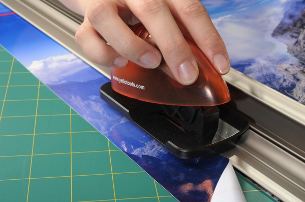 Yellotools SafetyRuler Platin Anwendung mit Schneidemaus