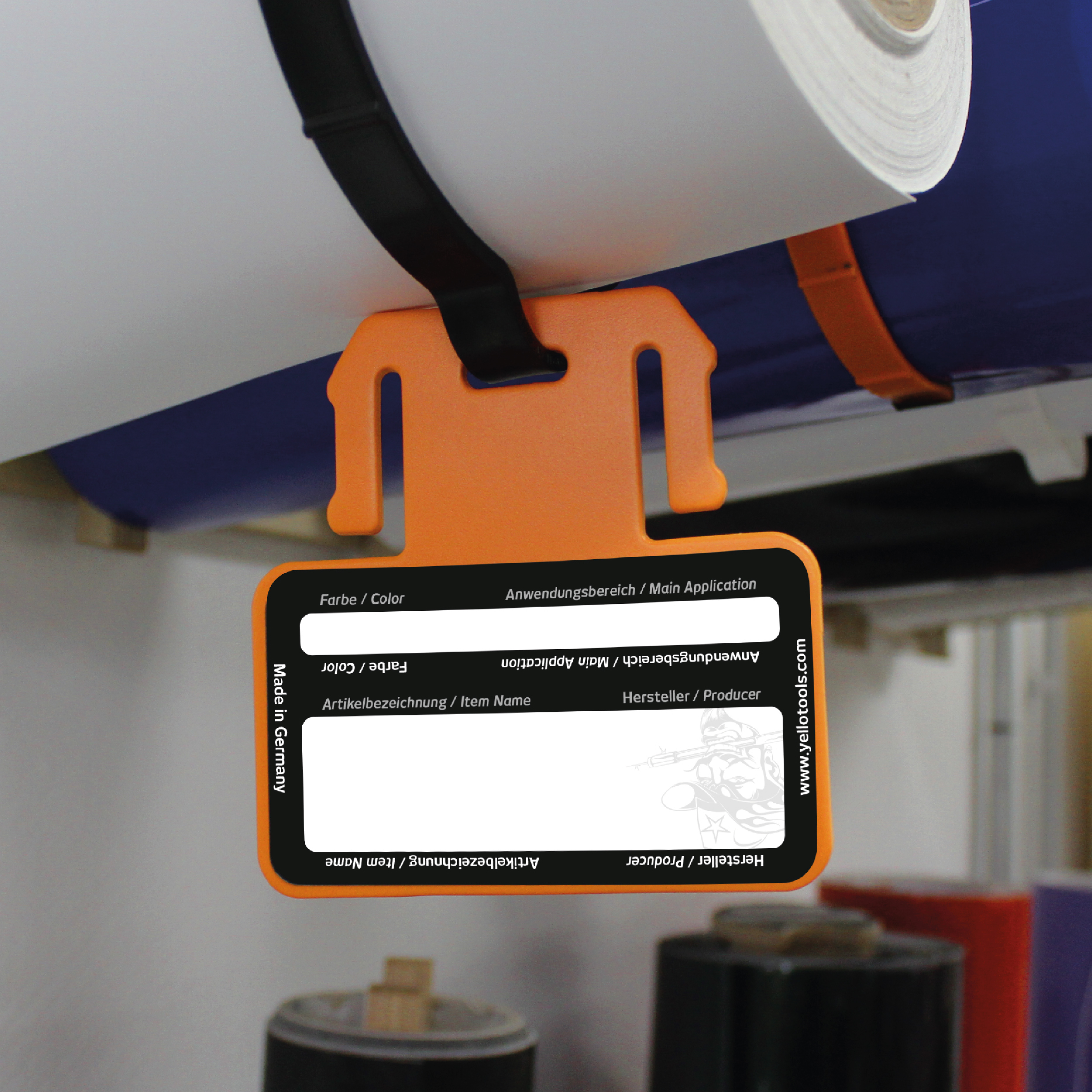 MediaCards 3" Beschriftungskarte hängend an Folienrolle – Vorderseite mit Materialinformationen