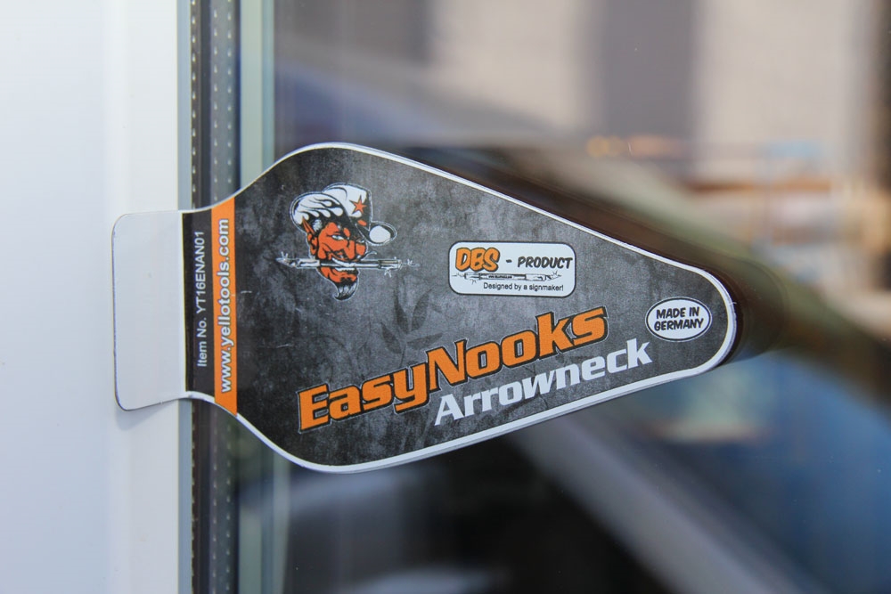 Yellotools EasyNook Arrowhead application on window