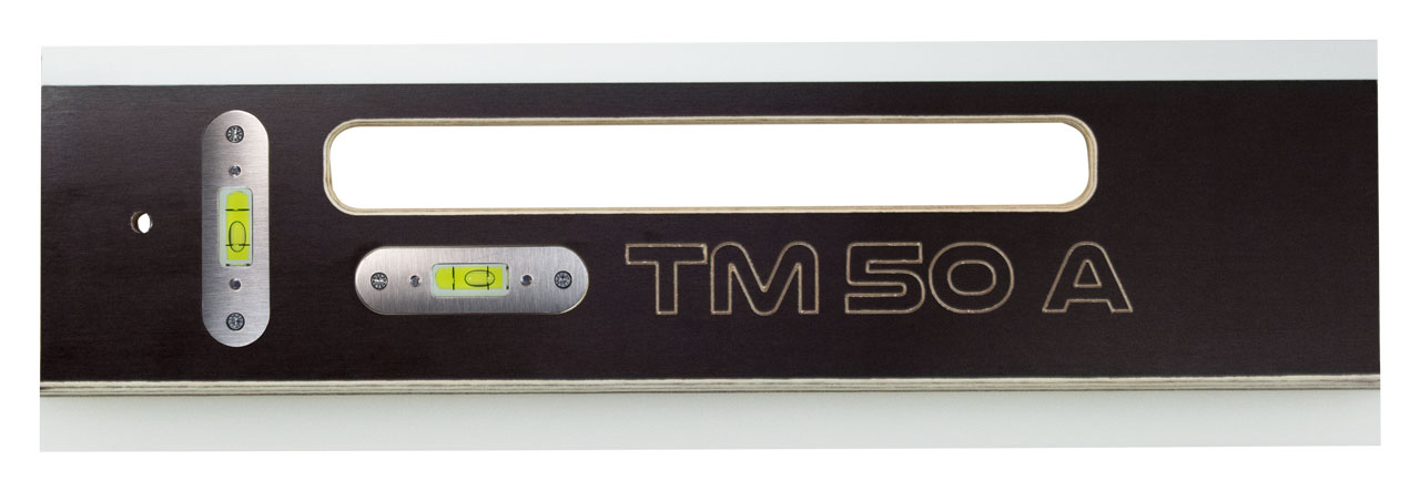 Yellotools TimberMaxx Atis Lip 50 wooden squeegee with spirit levels