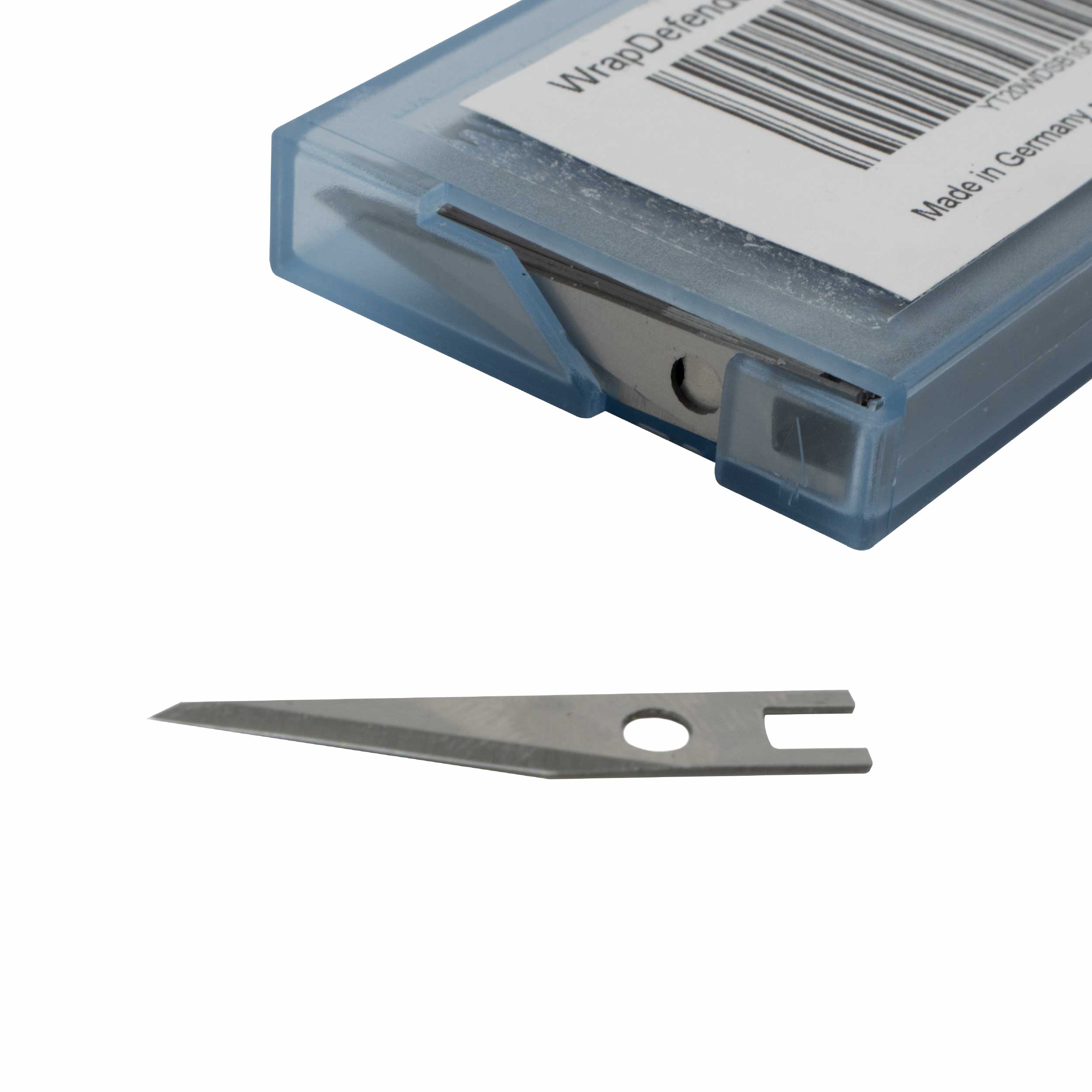 WrapDefender Ersatzklingen mit geöffneter Verpackung und extrascharfer Skalpellklinge für präzise Folienschnitte
