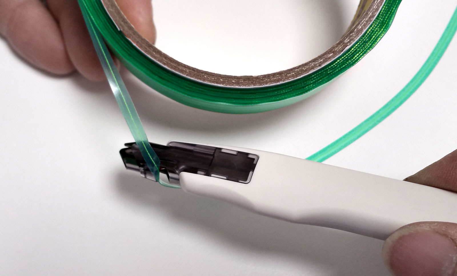 Yellotools YelloCut Master cuts knifeless tape