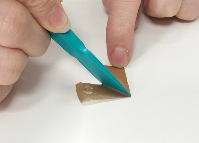 Yellotools WrapStick WingTeflon Sloan installation step 1