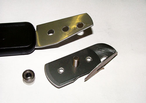 Yellotools BodyGuard Knife with mounted replacement blade