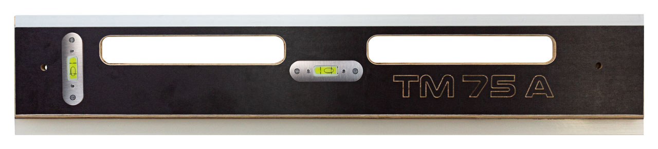 Yellotools TimberMaxx Atis Lip 75 wooden squeegee with spirit levels