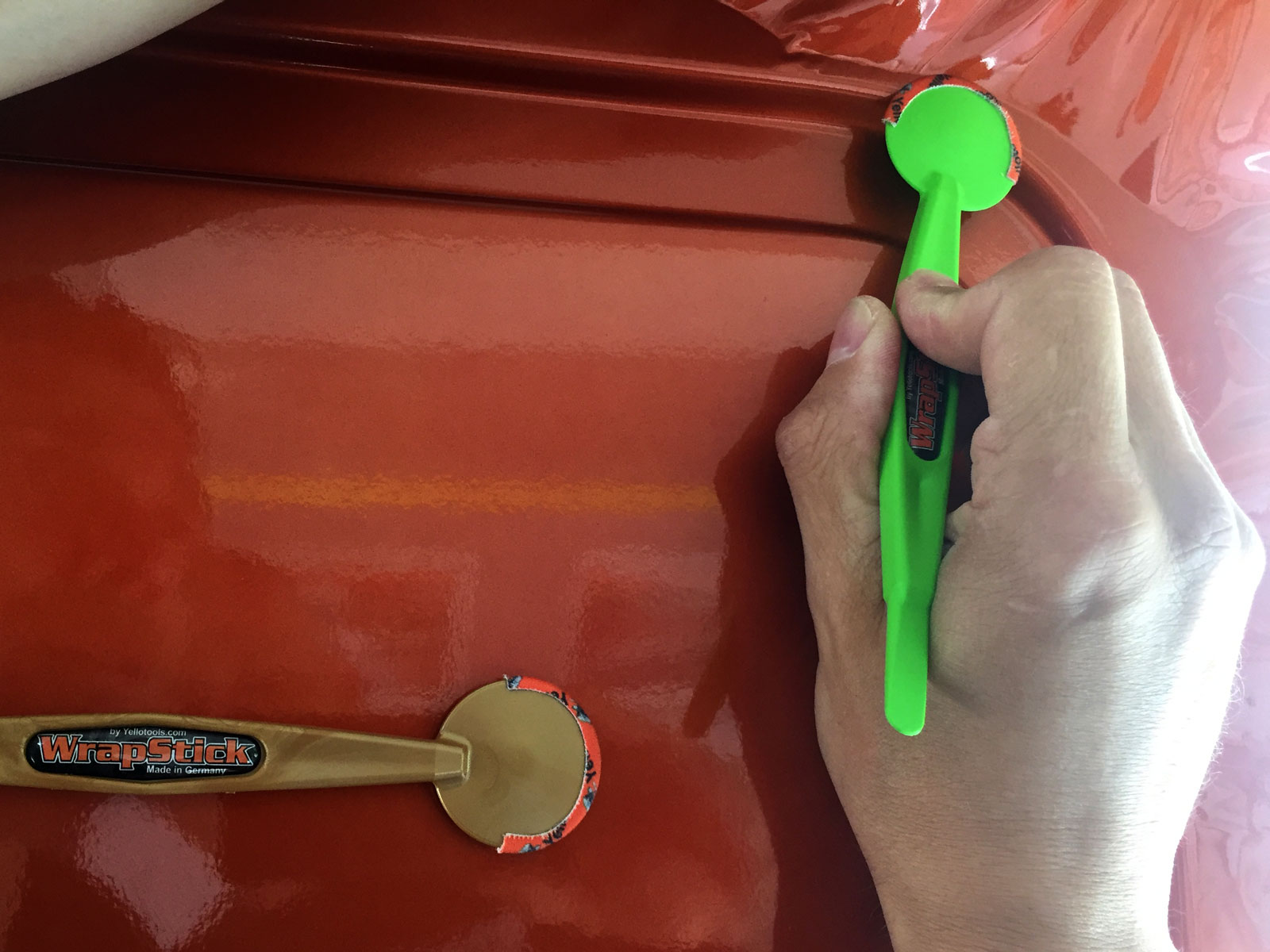 Yellotools WrapStick Betty Green application example car body panel edge