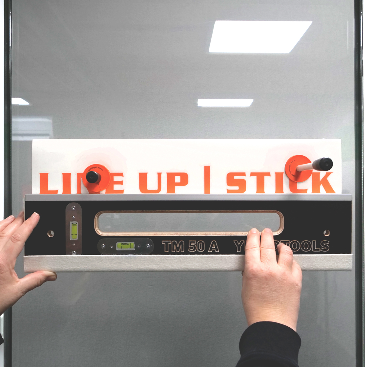 Yellotools TimberMaxx Atis | XXL-Holzrakel mit Schneideleiste und Wasserwaage