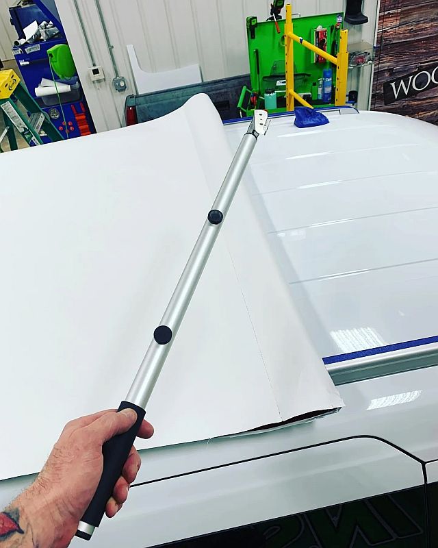 Yellotools LongReach Duo Mag | Folienschneider mit verlängertem Griff und Haltemagneten