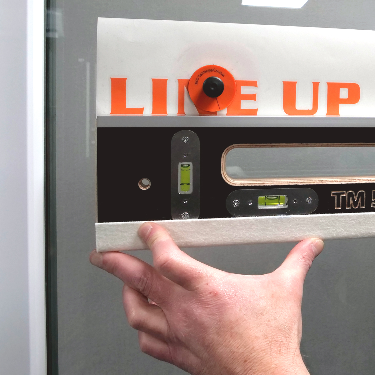 Yellotools TimberMaxx Atis | XXL-Holzrakel mit Schneideleiste und Wasserwaage