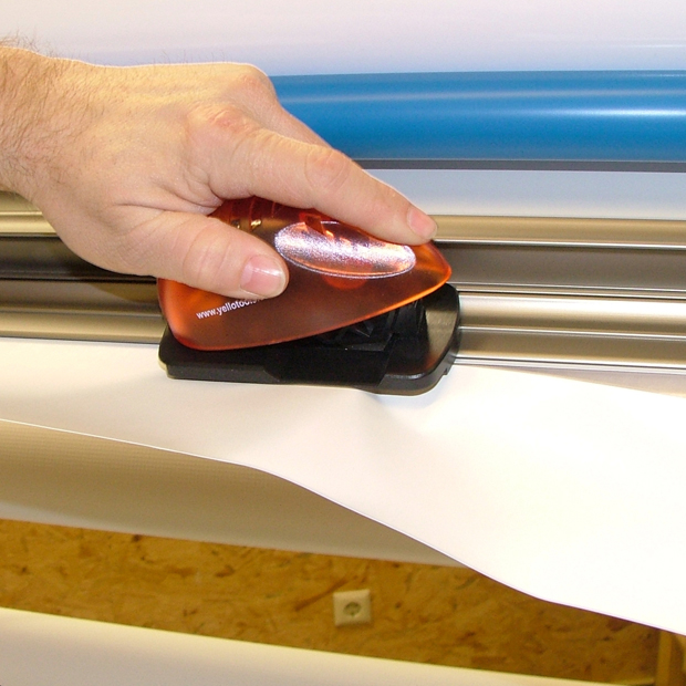 Yellotools Appfix Roll 'n Cut | Vinyl film dispenser with length counter and cutting device