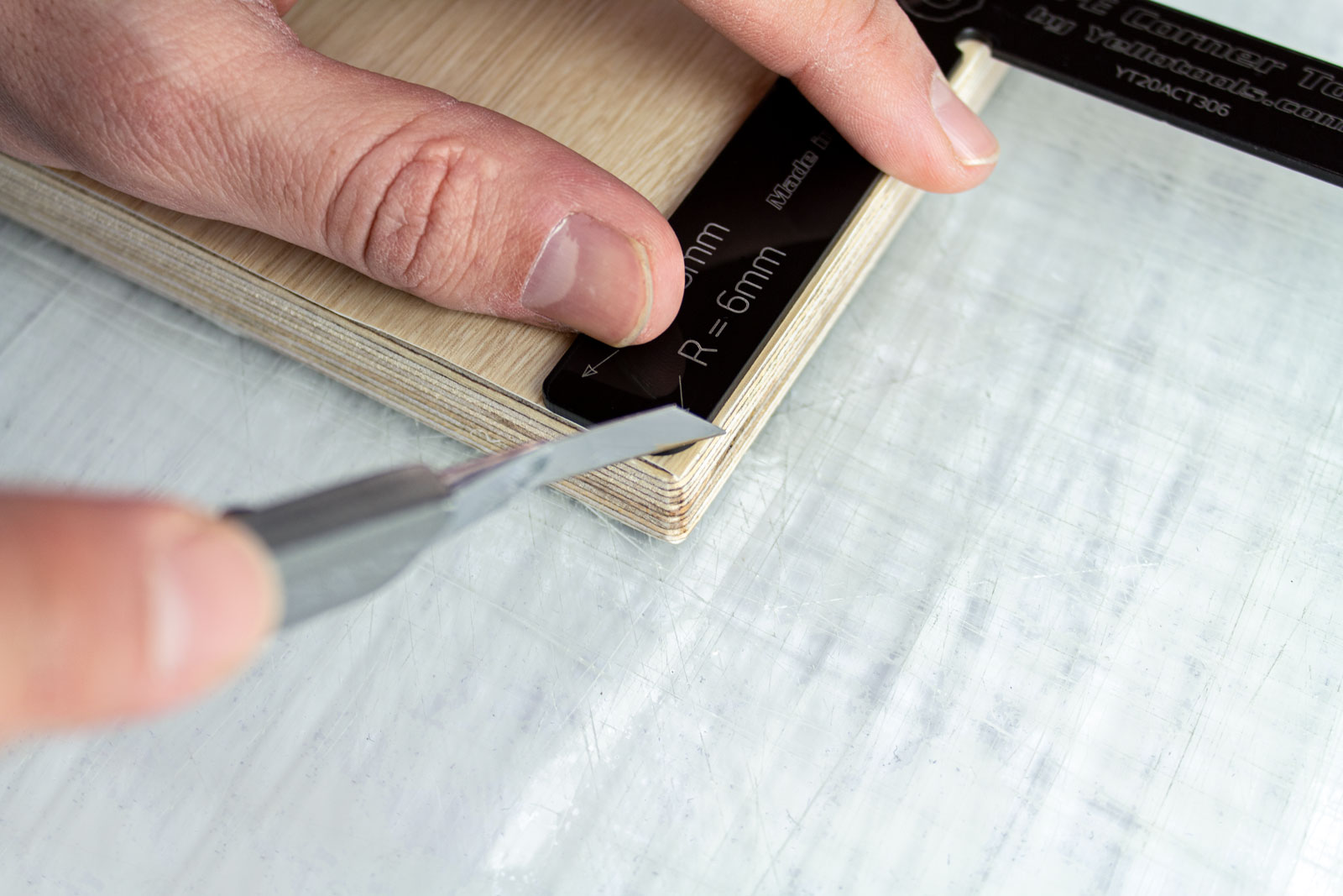 EdgeWrap Cutter  Cutting template for furniture wraps